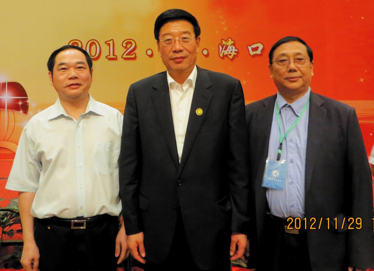 2012年，時任湖南省委書記徐守盛蒞臨海口視察.jpg